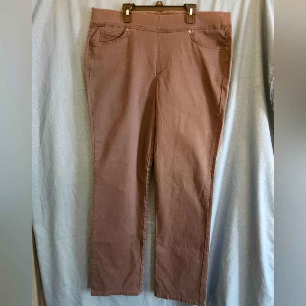 Gloria Vanderbilt  Women's  GREYJeans SIZE 16
